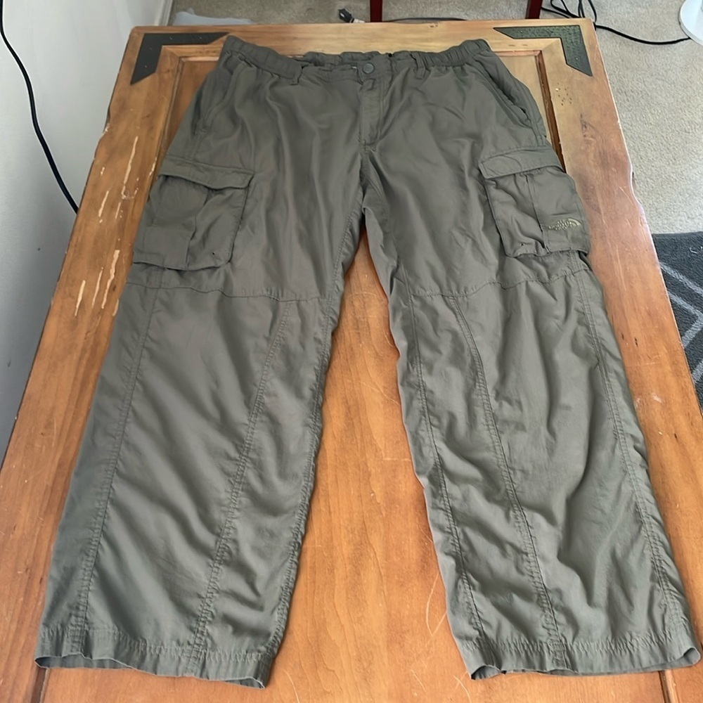 The North Face Nylon Cargo Pants Size 38